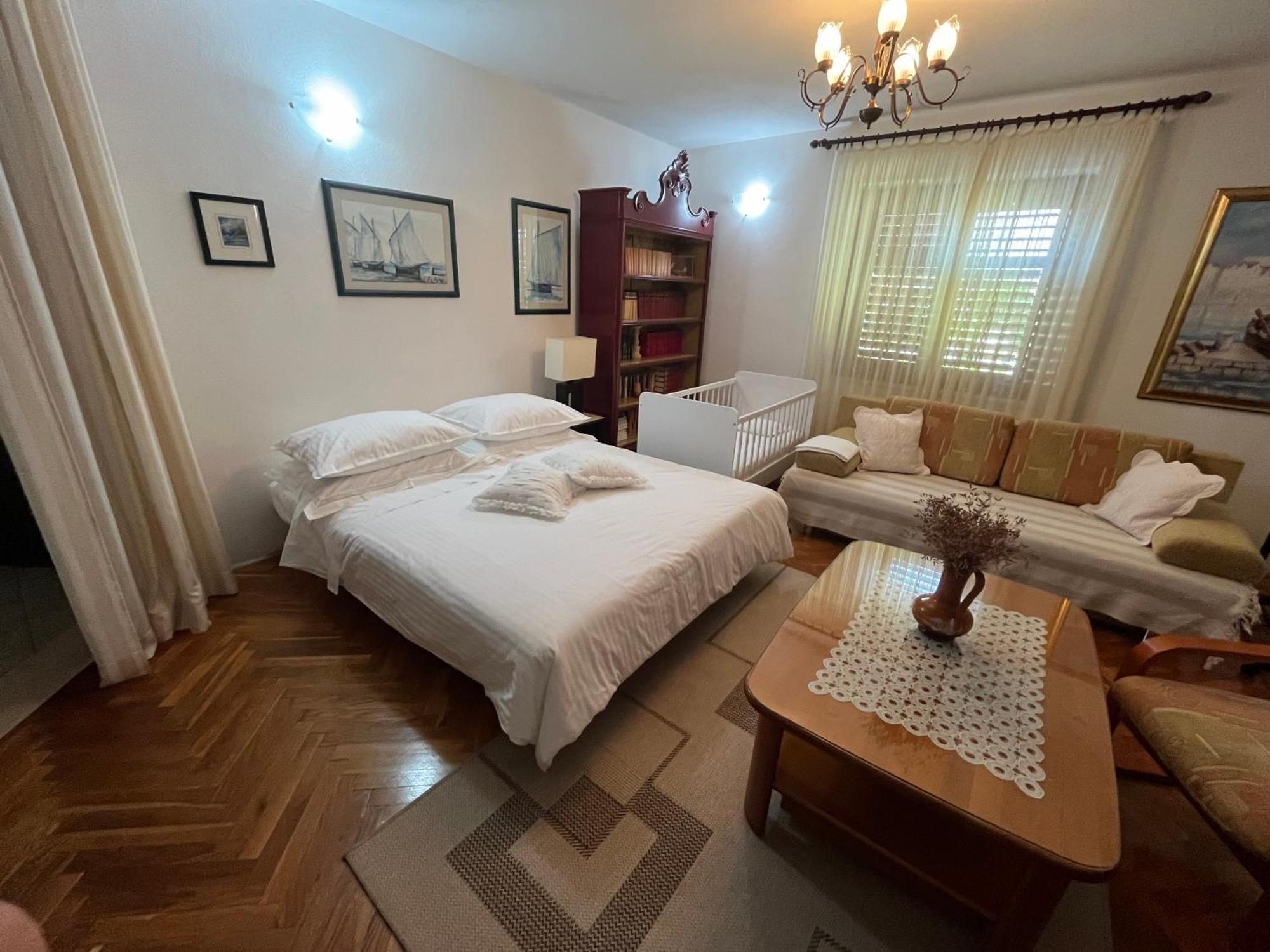 Apartman Mladenka سوبيتار المظهر الخارجي الصورة