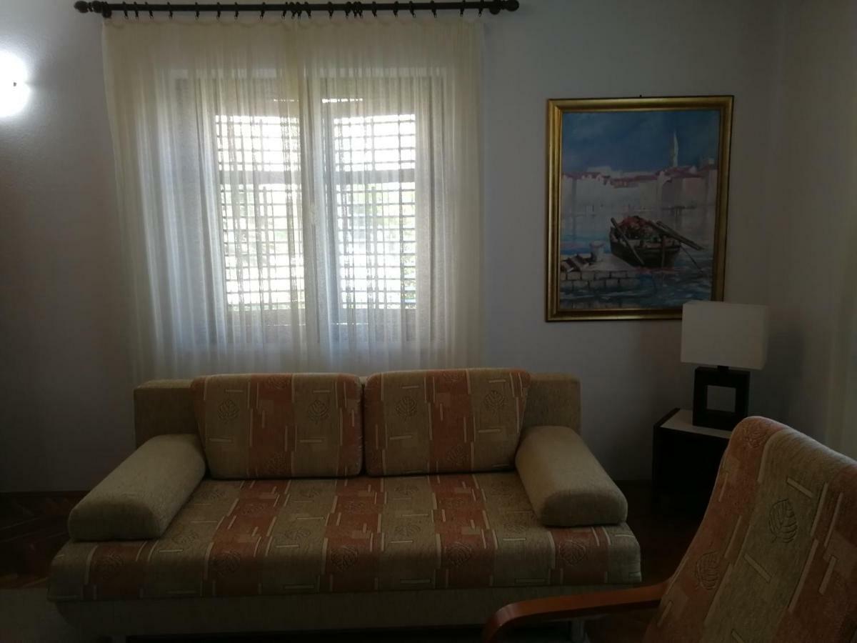 Apartman Mladenka سوبيتار المظهر الخارجي الصورة